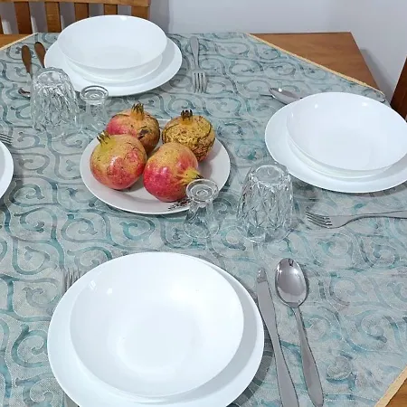 Cozy & Fresk Bunk'art 地拉那