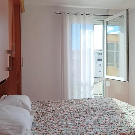 Cozy Apartment, Free Parking Near Dajti Cable Car, Bunk'art *