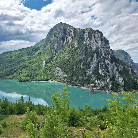 Апартаменты Cozy Apartment, Free Parking Near Dajti Cable Car, Bunk'art