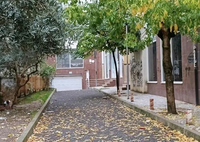 Cozy Near Bunk'art & Cable Car, Free Parking Apartment Tirana