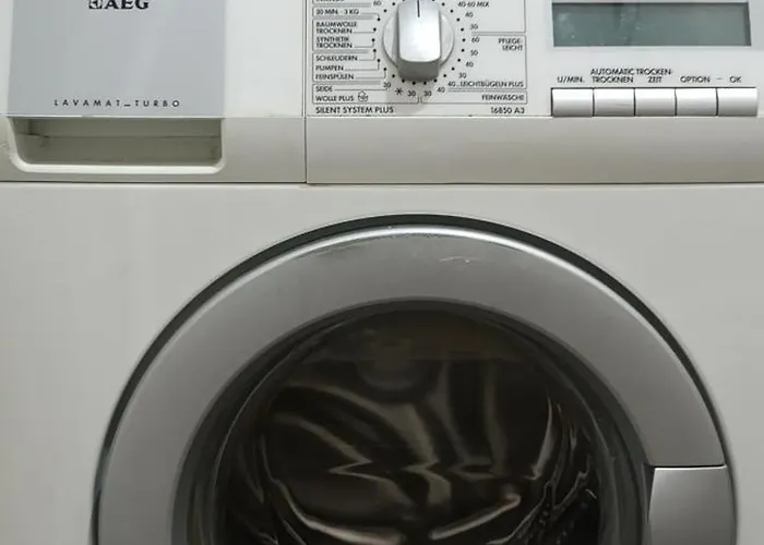 Cozy Near Bunk'art & Cable Car, Free Parking Апартаменты Тирана